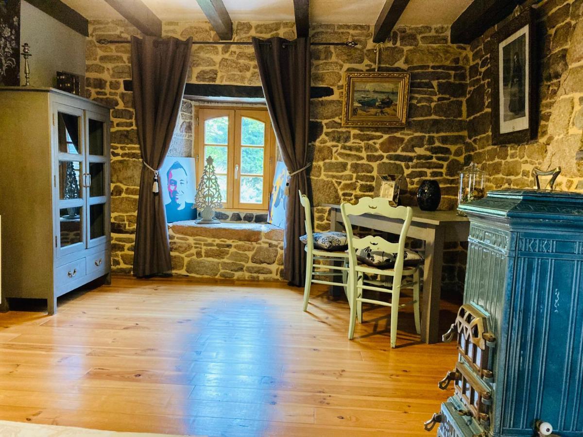 Maison De Caractere Datant De 1739 Quistinic 외부 사진
